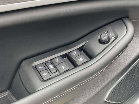 New 2026 Jeep Grand Cherokee L Limited w/ Limited Altitude Package RWD image 44