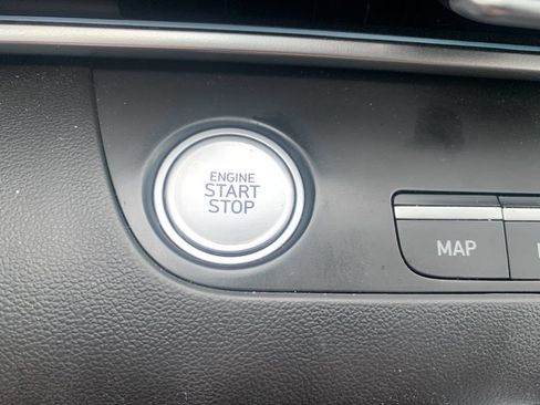 Certified 2024 Hyundai Elantra SEL FWD image 19