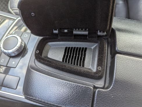 Used 2016 Mercedes-Benz E 400 4MATIC Coupe image 32