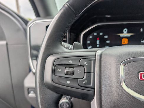 Used 2024 GMC Sierra 1500 Elevation w/ Elevation Premium Package AWD/4WD image 12