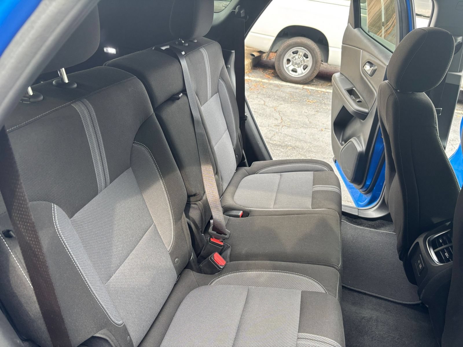 Used 2026 Chevrolet Blazer LT FWD image 34