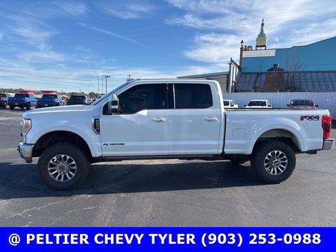 Used 2022 Ford F350 Lariat w/ Lariat Ultimate Package image 4