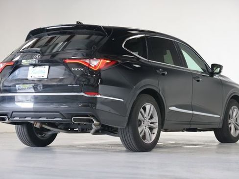 Used 2022 Acura MDX SH-AWD image 15