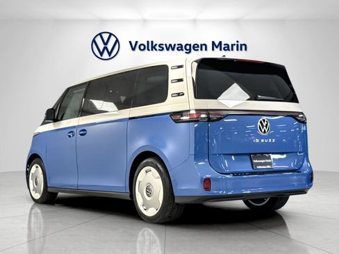 New 2025 Volkswagen ID. Buzz 1st Edition image 3