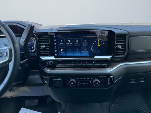 Used 2026 Chevrolet Silverado 1500 RST AWD/4WD image 11