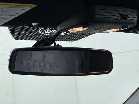 Used 2018 Ford Mustang GT image 31