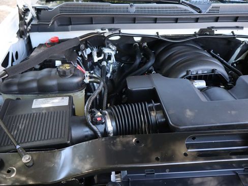 Used 2019 Chevrolet Silverado 1500 W/T w/ WT Convenience Package AWD/4WD image 37
