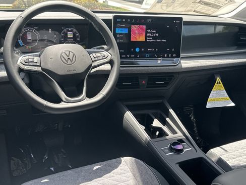New 2026 Volkswagen Tiguan S FWD image 13