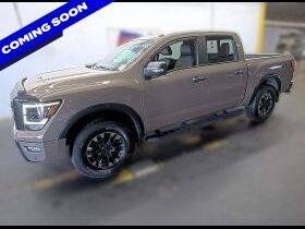 Used 2020 Nissan Titan PRO-4X w/ Pro-4x Convenience Package AWD/4WD image 1