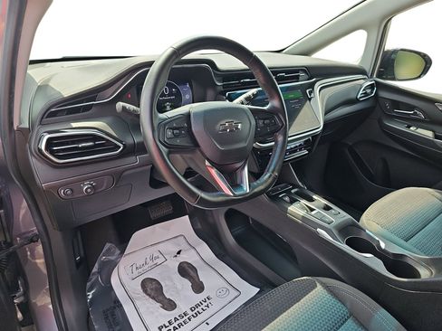 Used 2022 Chevrolet Bolt LT FWD image 13