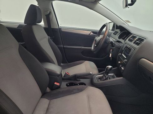 Used 2017 Volkswagen Jetta S FWD image 21
