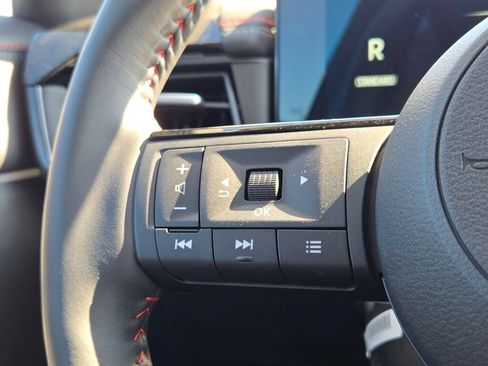 Used 2026 Nissan Kicks SR w/ SR Premium Package AWD/4WD image 28