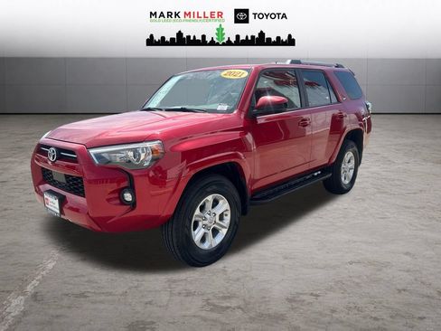 Certified 2021 Toyota 4Runner SR5 AWD/4WD image 1