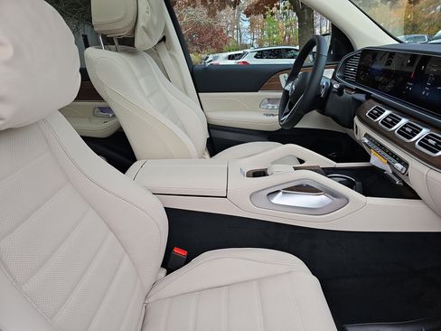 New 2026 Mercedes-Benz GLE 350 4MATIC image 10