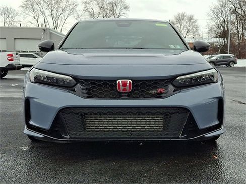 Used 2025 Honda Civic Type R image 5