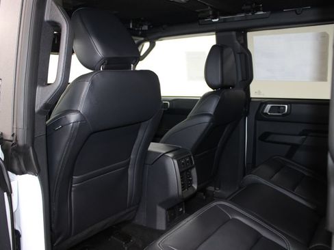 New 2026 Ford Bronco Outer Banks AWD/4WD image 26