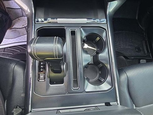 Used 2022 Ford F150 Lariat w/ Equipment Group 502A High image 21