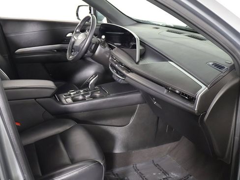 Used 2024 Cadillac XT4 Premium Luxury image 21