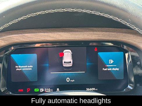 Used 2025 Volkswagen Atlas SE image 14