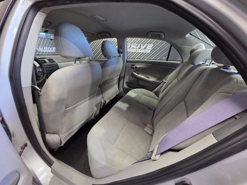 Used 2010 Toyota Corolla LE image 24