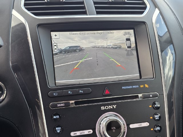 Used 2018 Ford Explorer Platinum AWD/4WD image 11