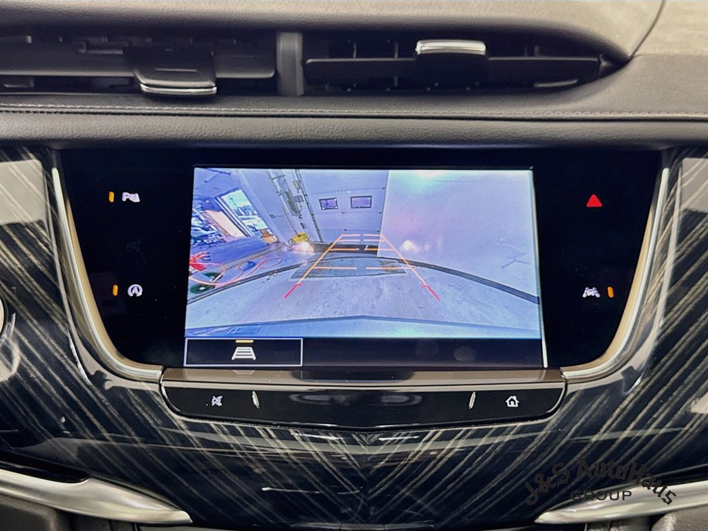 Used 2025 Cadillac XT6 Premium Luxury AWD/4WD image 20