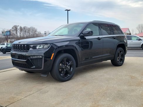 New 2026 Jeep Grand Cherokee Limited AWD/4WD image 2