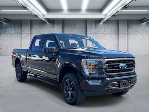 Used 2022 Ford F150 XLT w/ Equipment Group 302A High AWD/4WD image 3
