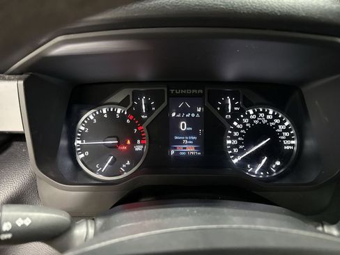 Used 2023 Toyota Tundra SR5 w/ SR5 Convenience Package AWD/4WD image 11