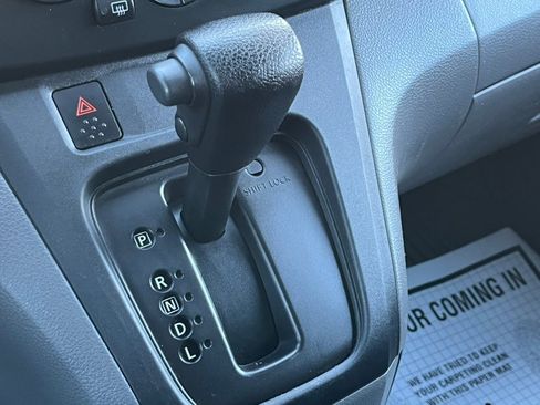 Used 2018 Chevrolet City Express LS image 27