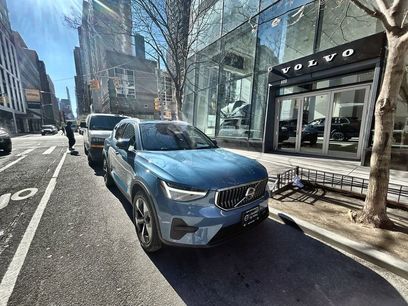 Certified 2024 Volvo XC40 B5 Core