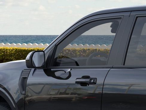 New 2026 Ford Maverick Lobo image 21