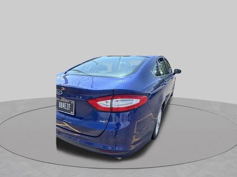 Used 2016 Ford Fusion SE FWD image 5