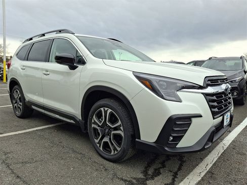 New 2026 Subaru Ascent Limited image 2