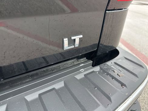 Used 2018 Chevrolet Silverado 1500 LT w/ Texas Edition image 38