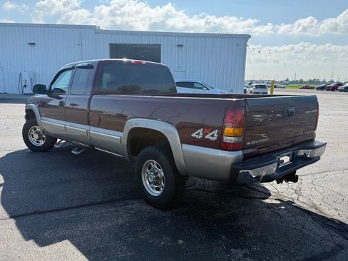 Used 2000 Chevrolet Silverado 2500 LS AWD/4WD image 4