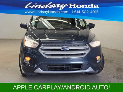 Used 2019 Ford Escape SE AWD/4WD image 2