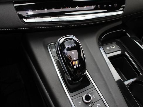 Used 2024 Cadillac Escalade Sport w/ LPO, ONYX Package image 40