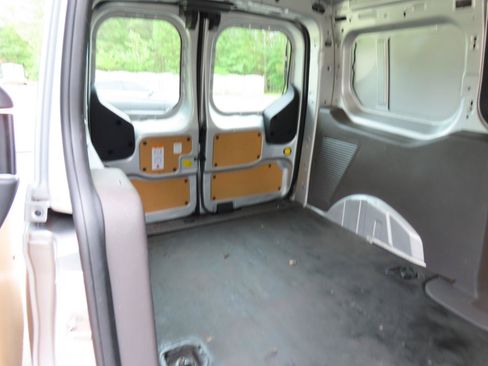 Used 2020 Ford Transit Connect XLT FWD image 27