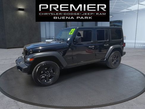 Used 2023 Jeep Wrangler Unlimited Sport AWD/4WD image 4