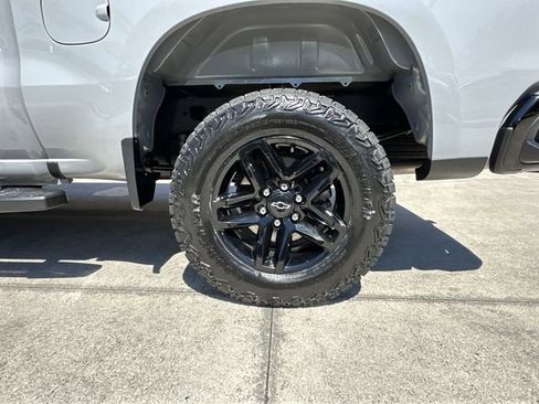 Used 2024 Chevrolet Silverado 1500 Custom Trail Boss image 18