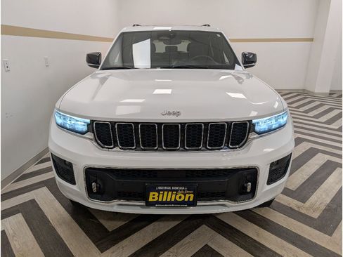 Used 2024 Jeep Grand Cherokee L Overland image 31