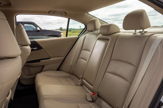 Used 2016 Honda Accord EX-L image 15