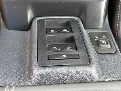 Used 2025 Ford Bronco Badlands AWD/4WD image 21
