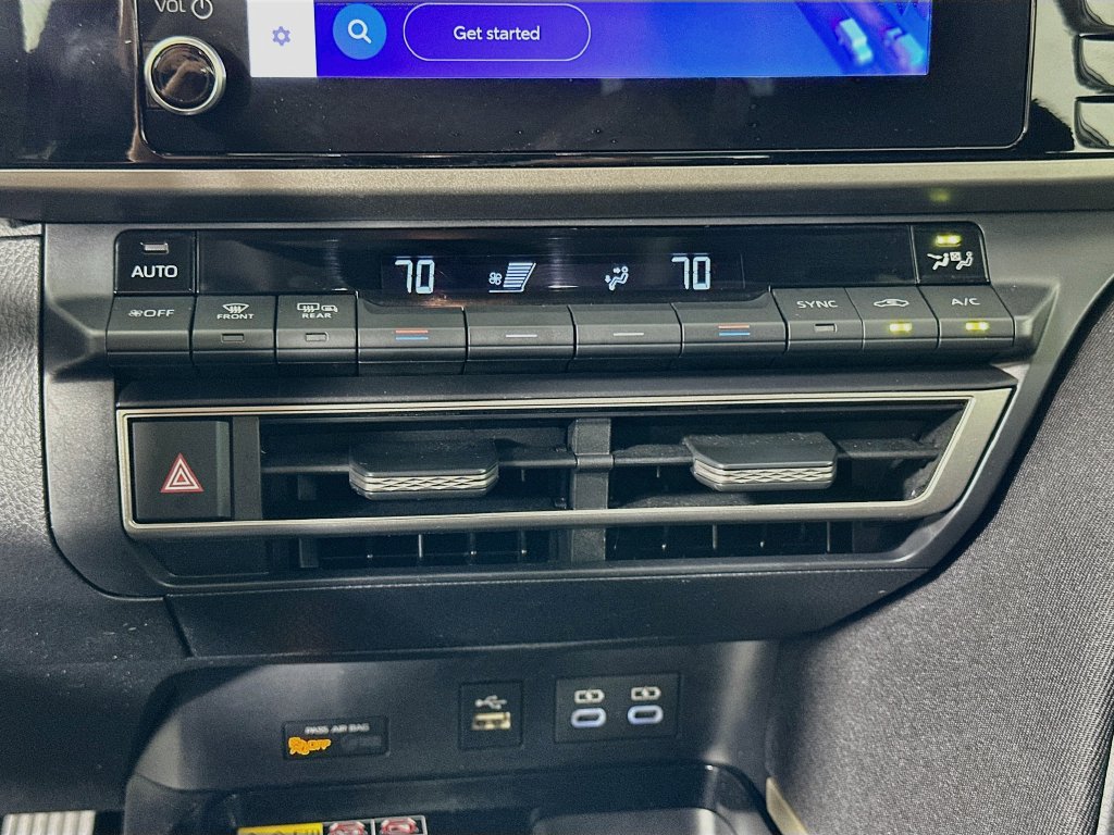 Certified 2025 Toyota Camry LE FWD image 15