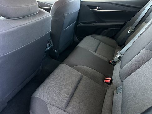 Used 2025 Toyota Camry LE image 11