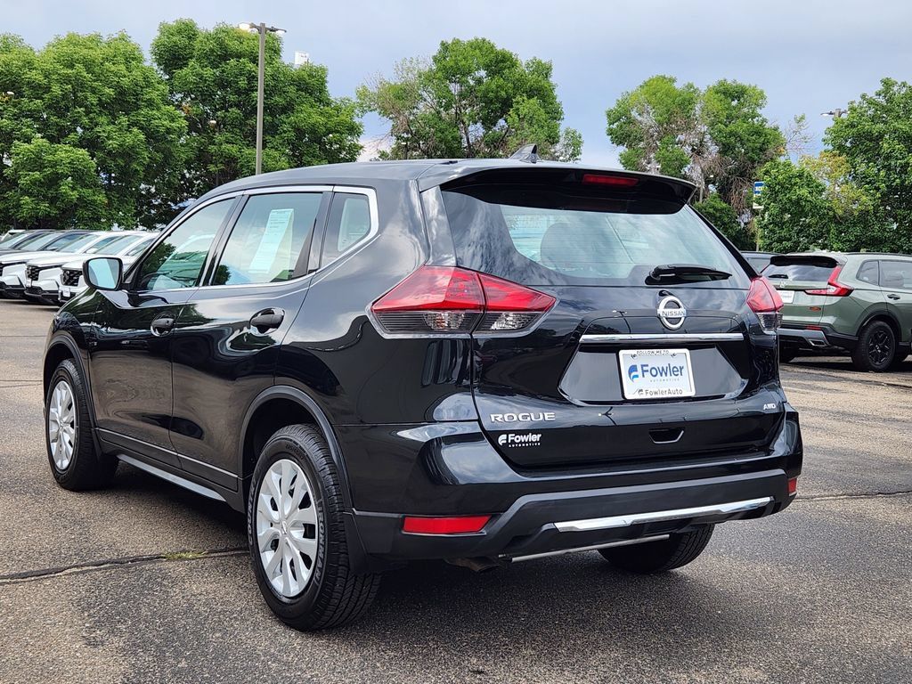 Used 2019 Nissan Rogue S AWD/4WD image 7