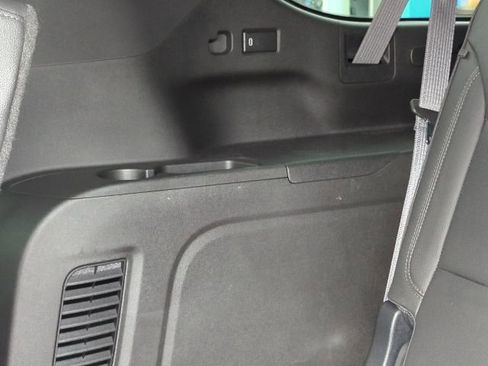 Used 2023 Chevrolet Suburban RST AWD/4WD image 26