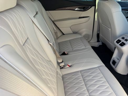 Used 2023 Buick Envision Avenir image 13