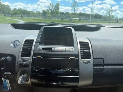 Used 2007 Toyota Prius FWD image 23